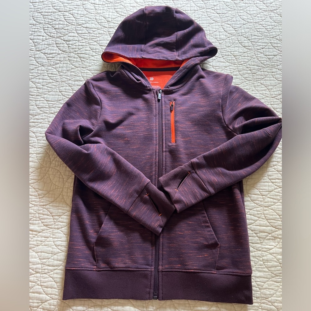 All in Motion boys hoodies Sz M